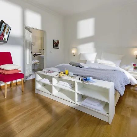 Villa Aesculap By Rujana Binz Room photo